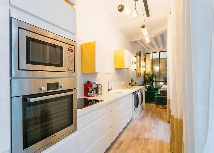 Louvre - 2br - Cityapartmentstay